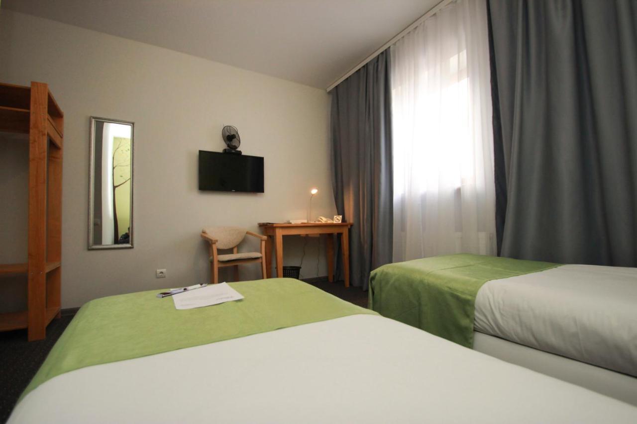 Garden Eco Design Hotel Odessa Esterno foto