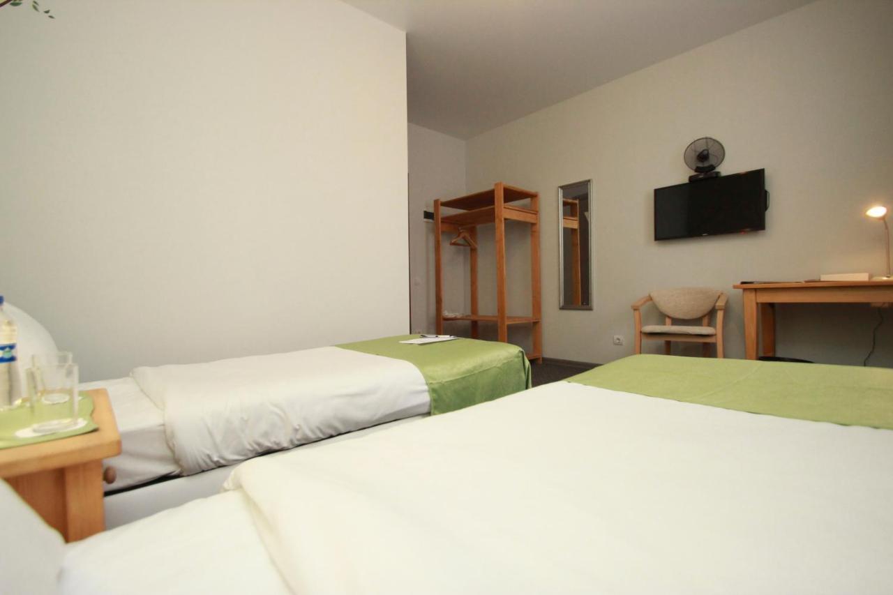 Garden Eco Design Hotel Odessa Esterno foto