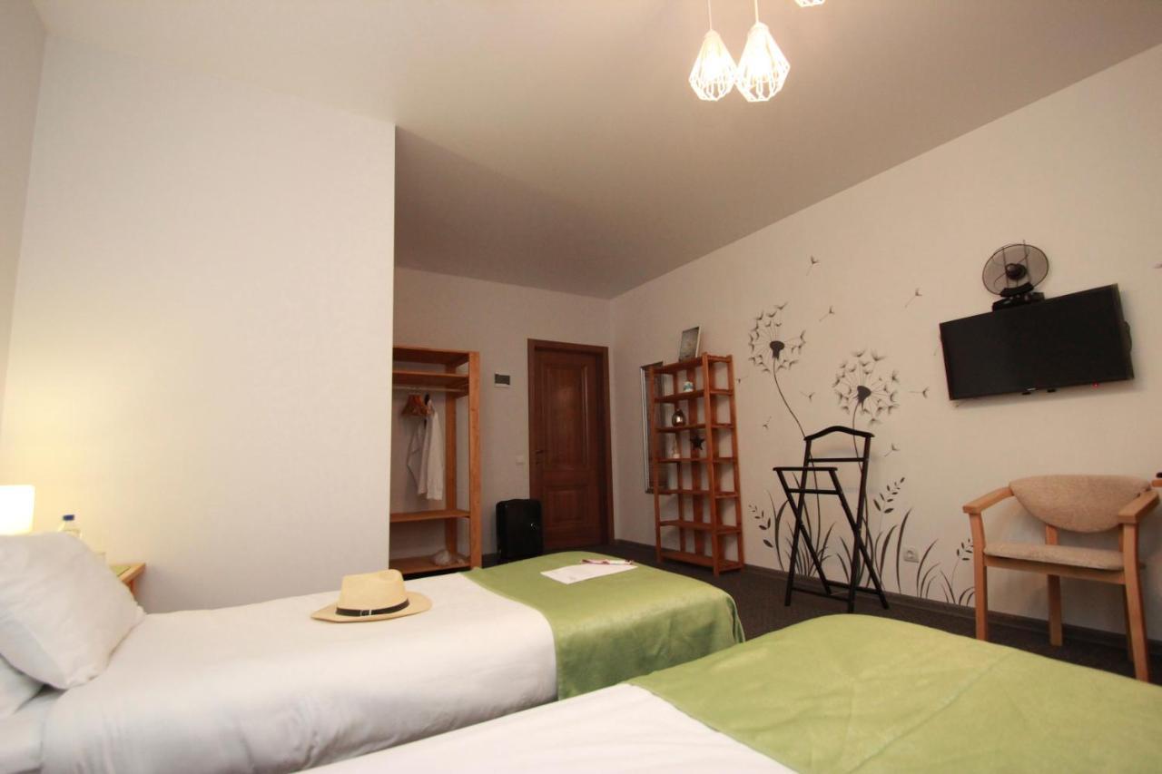Garden Eco Design Hotel Odessa Esterno foto